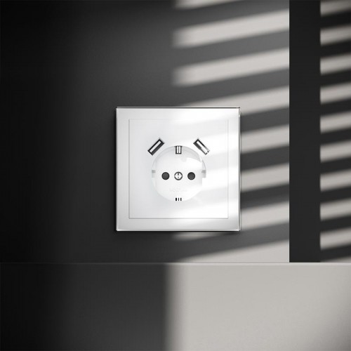 Розетка 1-м СП S70 16А с USB A+A с заземл. защ. шторки механизм бел. глянцевый Voltum VLS040401