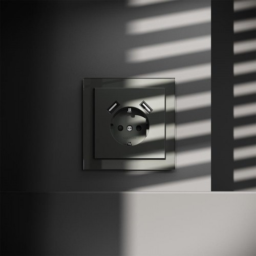 Розетка 1-м СП S70 16А с USB A+A с заземл. защ. шторки механизм титан Voltum VLS040406