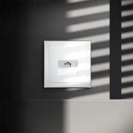 Розетка компьютерная 1-м СП S70 RJ45 кат.6 механизм бел. глянцевый Voltum VLS060101