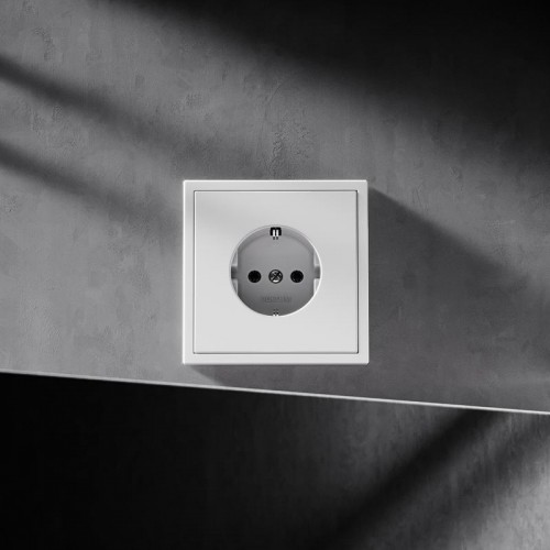 Рамка 1-м S70 пластик. бел. матов. Voltum VLS100102