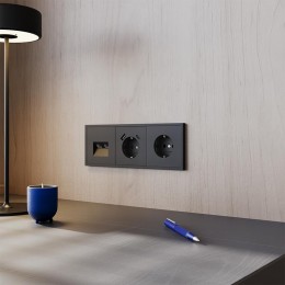 Рамка 3-м S70 пластик. черн. матов. Voltum VLS100308