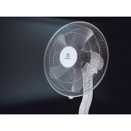Вентилятор напольный EFF-1003D Electrolux НС-1187092