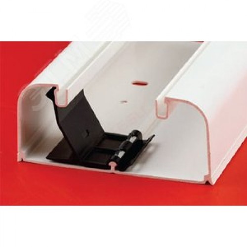 Держатель кабелей для коробов 90х50 и 110х50 мм