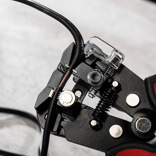 Инструмент для снятия изоляции 0,2-6 мм2 и обжима наконечников HT-766