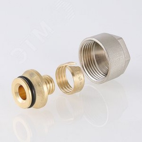 Соединитель обжимной 20 (2.8)x3/4' EK для пластиковой трубы