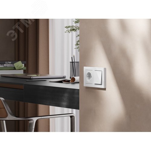 ATLASDESIGN SMART РОЗЕТКА с заземл., со шт., Zigbee, L+N, 16А, мех., БЕЛЫЙ