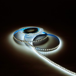 Лента светодиодная 9.6 Вт/м DC 12В 3000К IP20 120LED SMD2835 (блистер 5м) 624 лм/м Basic
