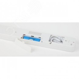Светильник светодиодный аварийный непостоянный DBA-107-0-20 90LED 4ч IP20 20/560