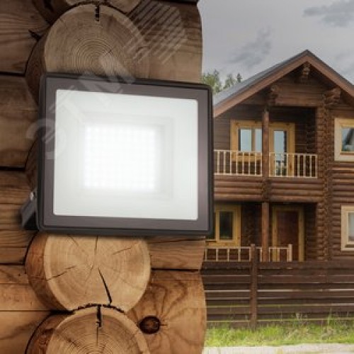 Прожектор светодиодный ДО-100 Вт 6500К 8000 Лм IP65 черный 100w холодный 200-240В LPR-023-0-65K-100