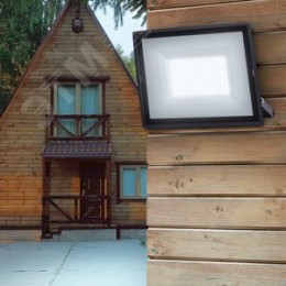 Прожектор светодиодный ДО-200 Вт 6500К 20000 Лм IP65 черный 200w холодный 200-240В LPR-023-0-65K-200