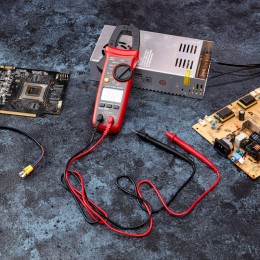 Клещи токовые UNI-T UT204+