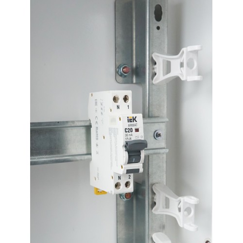 ARMAT Автоматический выключатель дифференциального тока B06S 1P+NP C20 30мА тип AC (18мм) IEK