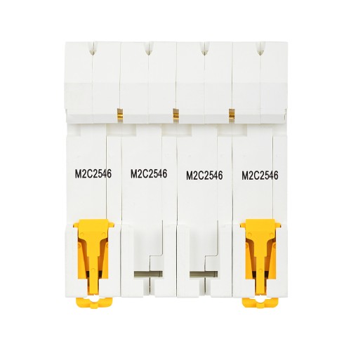 ARMAT Автоматический выключатель M06N 4P C 25А IEK