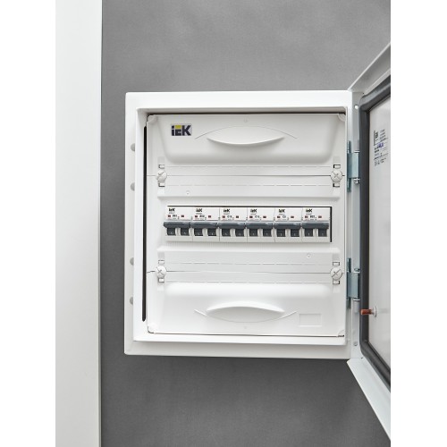 ARMAT Автоматический выключатель M06N 2P C 16А IEK
