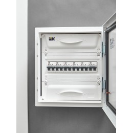 ARMAT Автоматический выключатель M06N 2P C 10А IEK