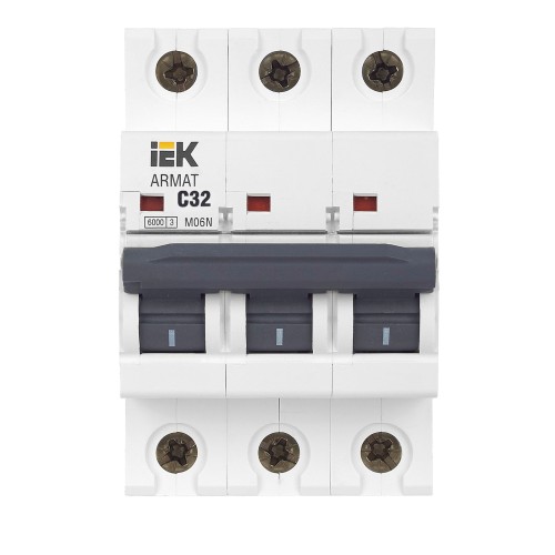 ARMAT Автоматический выключатель M06N 3P C 32А IEK