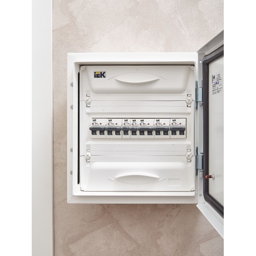 ARMAT Автоматический выключатель M06N 1P C 2А IEK