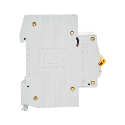 KARAT Автоматический выключатель ВА47-29 3P D 40А 4,5кА IEK