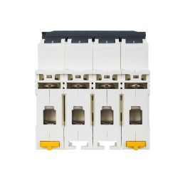 ARMAT Автоматический выключатель M06N 4P C 32А IEK