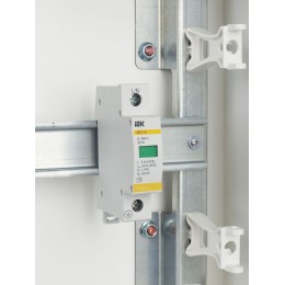 KARAT Ограничитель импульсного перенапряжения ОПС1-D 1P In=5кА Un=230В Im=10кА IEK