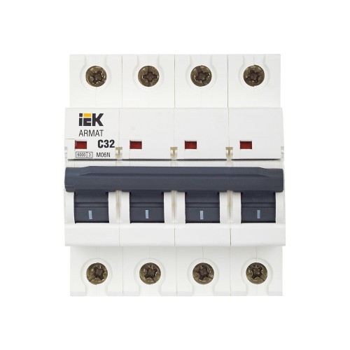 ARMAT Автоматический выключатель M06N 4P C 32А IEK