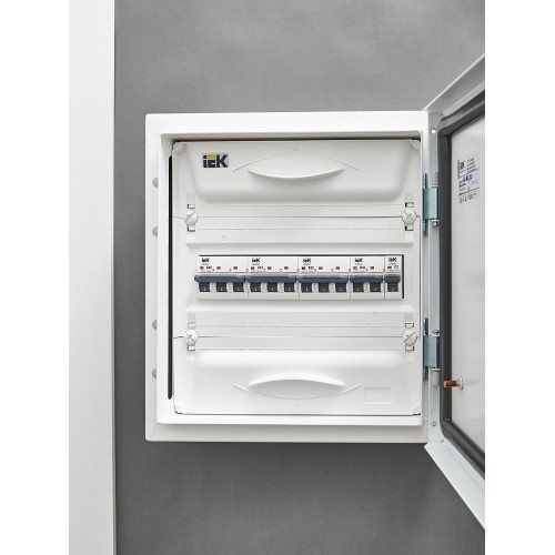 ARMAT Автоматический выключатель M10N 3P C 32А IEK