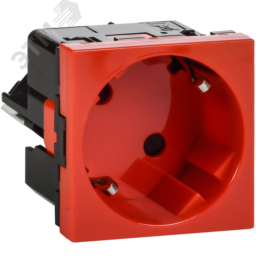 Розетка 45град с заземляющим контактом защитной шторкой и безвинтовым зажимом (2 модуля) красная