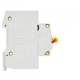 KARAT Автоматический выключатель ВА47-100 3P D 25А 10кА IEK
