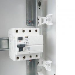 ARMAT Выключатель дифференциального тока R10N 4P 40А 30мА тип AC IEK