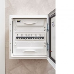 ARMAT Автоматический выключатель M06N 1P B 10А IEK
