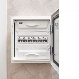 ARMAT Автоматический выключатель M10N 1P C 25А IEK