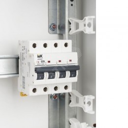 ARMAT Автоматический выключатель M06N 4P C 25А IEK