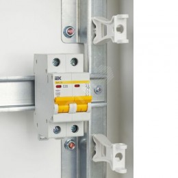 KARAT Автоматический выключатель ВА47-29 2P C 20А 4,5кА IEK