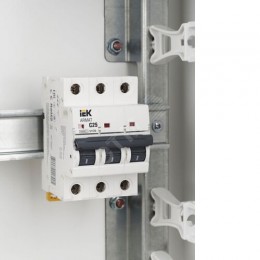ARMAT Автоматический выключатель M10N 3P C 25А IEK