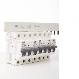 Шина соединительная типа PIN (штырь) 1Р 63А (1м) IEK