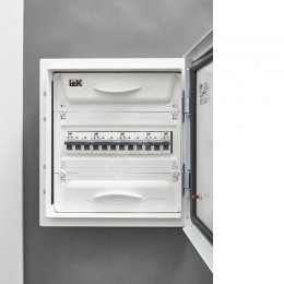 ARMAT Автоматический выключатель M06N 3P C 25А IEK