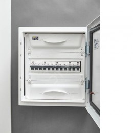 ARMAT Автоматический выключатель M06N 3P C 16А IEK