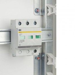 KARAT Ограничитель импульсного перенапряжения ОПС1-C 3P In=20кА Un=400В Im=40кА IEK