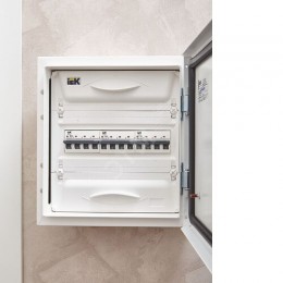 ARMAT Автоматический выключатель M06N 4P C 25А IEK