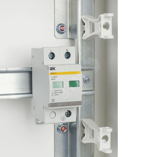 KARAT Ограничитель импульсного перенапряжения ОПС1-C 2P In=20кА Un=400В Im=40кА IEK
