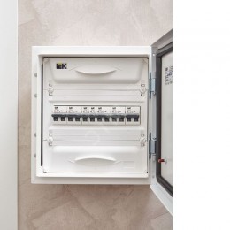 ARMAT Автоматический выключатель M06N 1P C 6А IEK