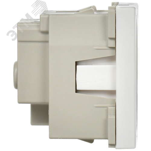 Розетка в кабель-канал с заземлением со шторками белый РКС-20-30-П-К ПРАЙМЕР