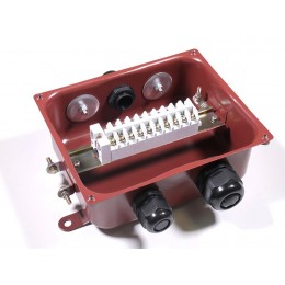 Коробка с зажимами наборными КЗНС-08 У2 IP54  пластиковый ввод ГОФРОМАТИК