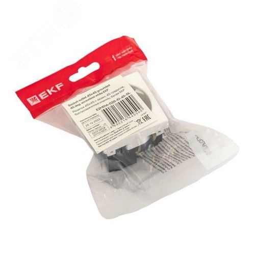 Розетка 45х45 с заземлением 45 градусов быстрозажимные клеммы белая