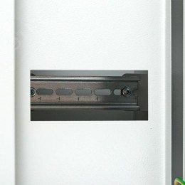 Щит учетно-распределительный навесной ЩРУн-3/30о IP31 двухдверный с окном 580х490х165