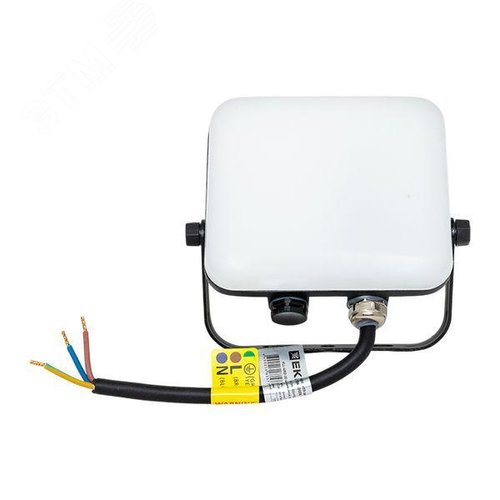 Прожектор светодиодный СДО-4002 20 Вт 4000К IP65 с равномерной засветкой LUMA