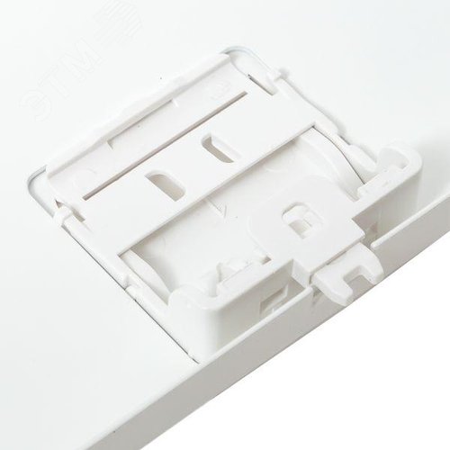 Встраиваемый слаботочный щит Nova 4 габарит с пластиковой дверью IP41 EKF