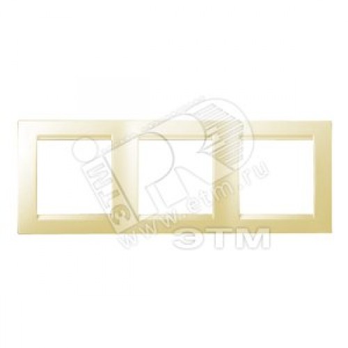 15 Рамка на 3 поста слоновая кость