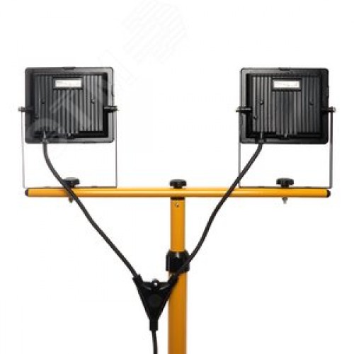 Прожекторы светодиодные ДО-2х50 на штативе 6400К 9000 Лм IP65