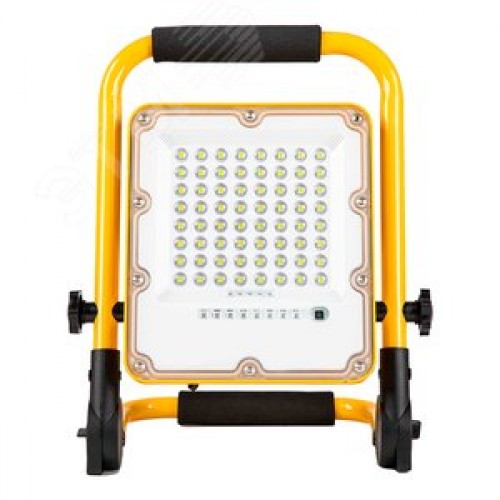 Прожектор светодиодный ДО-30w переносной аккумуляторный 6400K IP66 с зарядным устройством